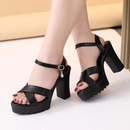 Sandália de Salto Evelyn Ortopédica